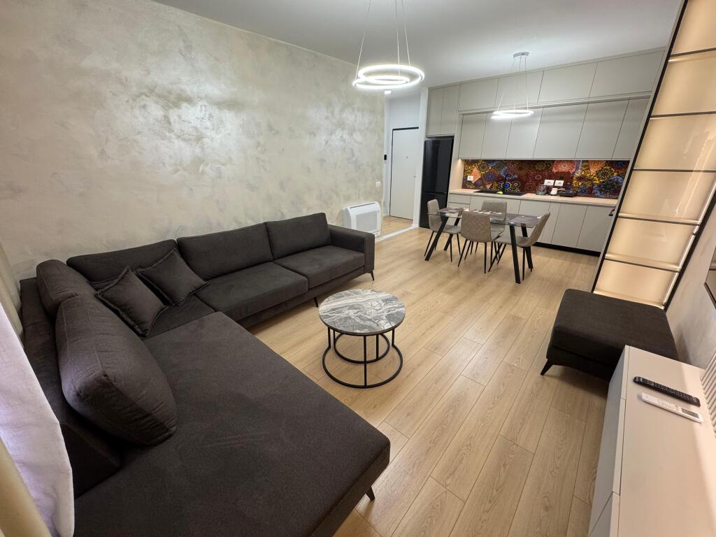 📣 QERA SUPER Apartament 1+1 Me Parking 📍 Fillimi i Rruges "Jordan Misja" ✨