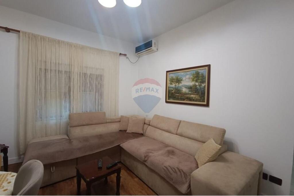 Apartament 2+1+2 me qera tek Mine Peza