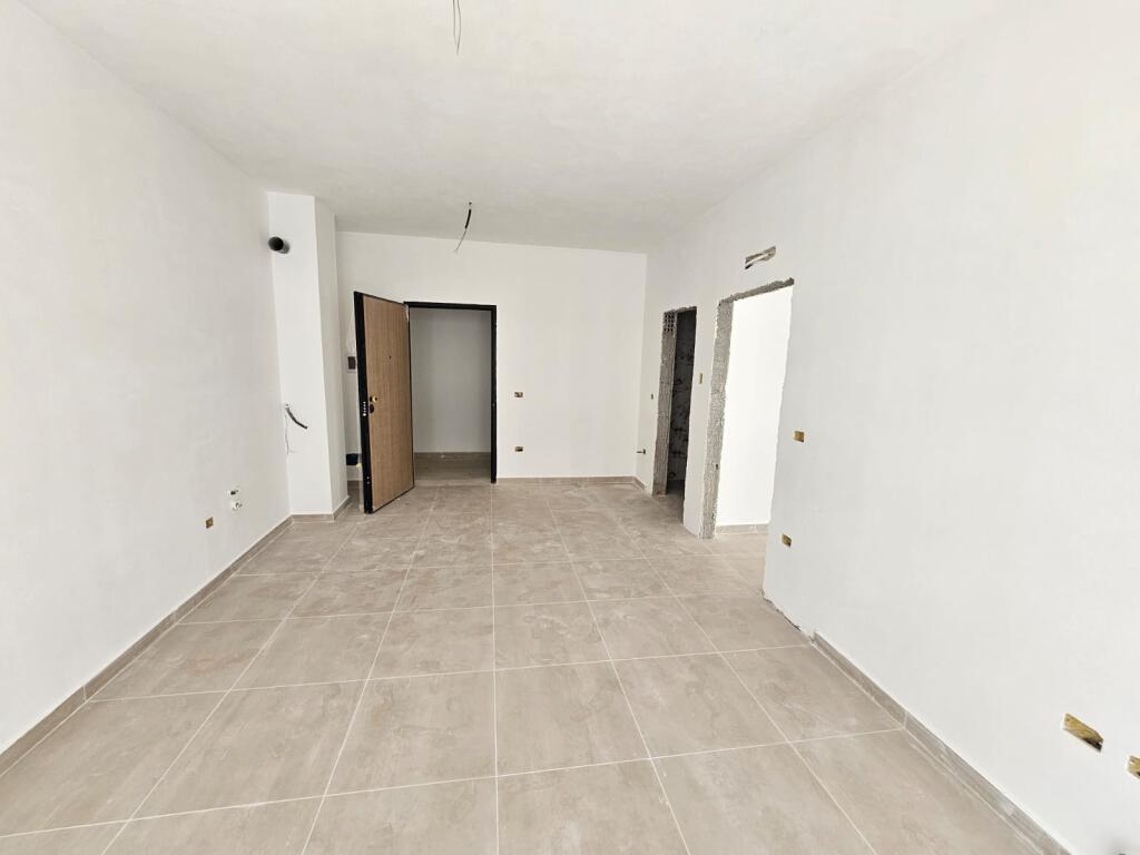TEK REZIDENCA LIBURNA SHITET APARTAMENT 1+1