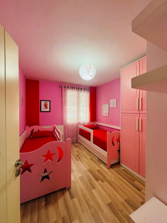 Apartament me qera 2+1 - 📍Rruga Mine Peza