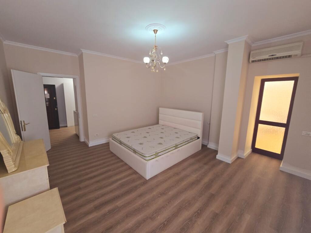 APARTAMENT 2+1 PER SHITJE PRANE ZONES SE KAZAZIT, DR