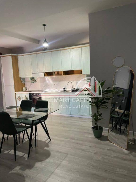 JEPET ME QIRA APARTAMENT 2+1 – TEK KEI CAFFEE,VLORE!!!