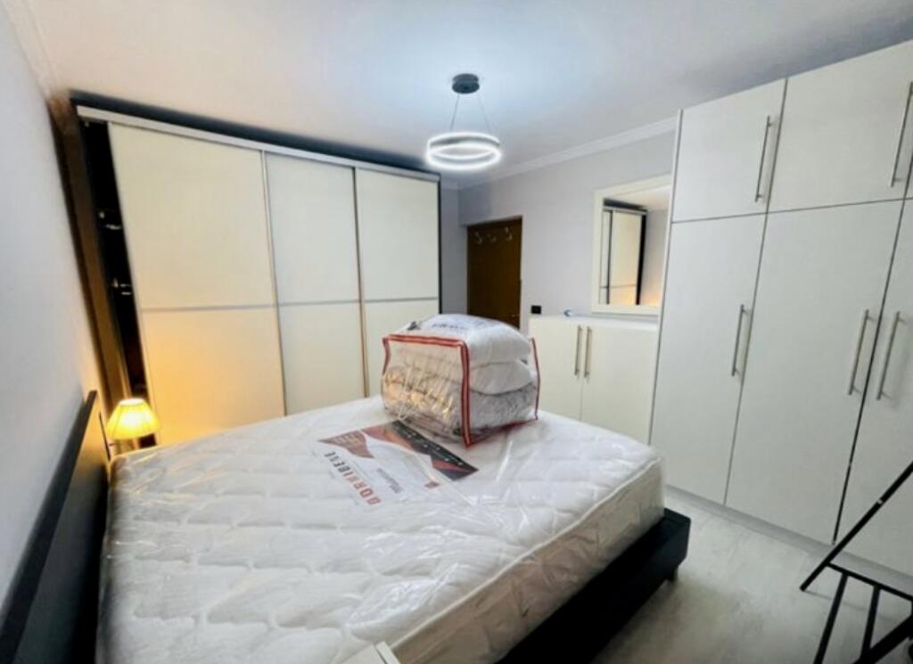 📣 QERA Apartament 2+1 📍 Prane Gardes, Njesia Bashkiake Nr. 5 🛣️ Rruga "Adem Jashari" ✨