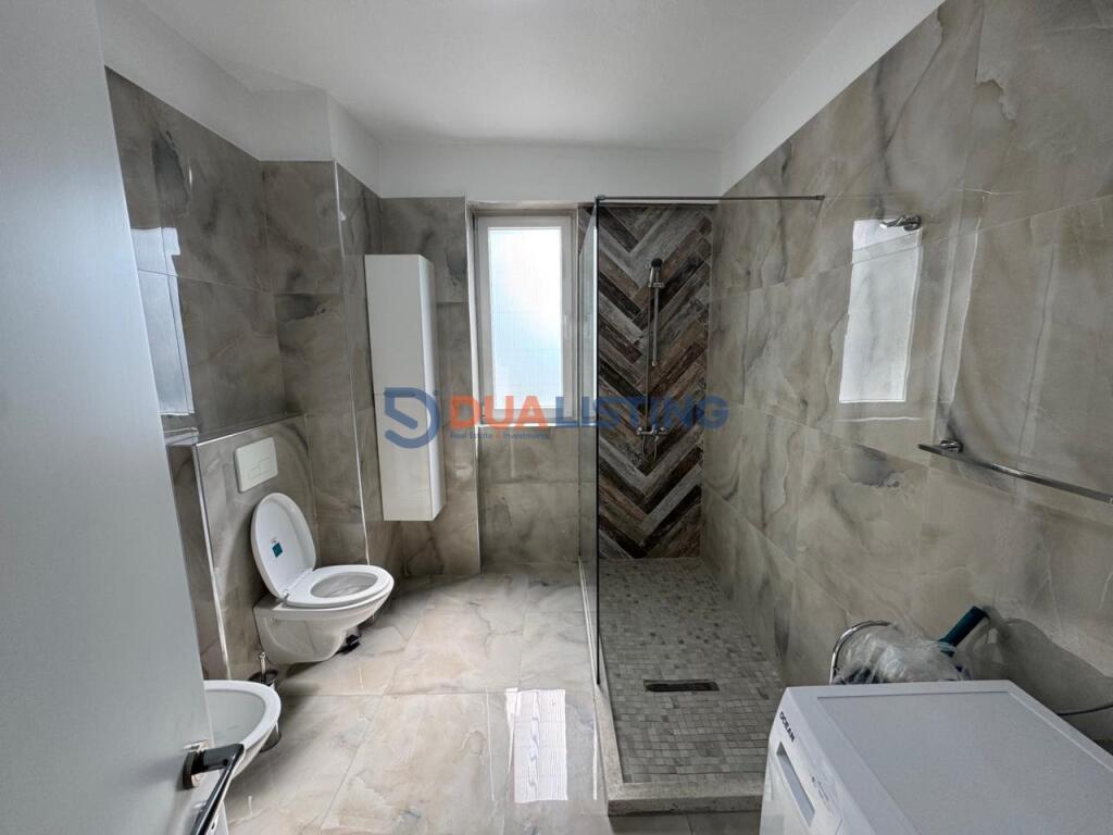 Jepet me qira apartament 3+1+2 tualete. ish ekspozita