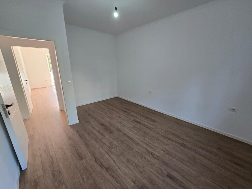 Shitet apartament 1+1 ne Don Bosko
