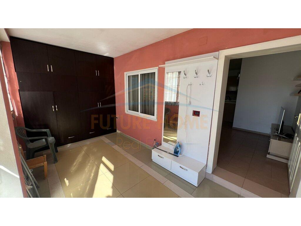 Qira, Apartament 1+1, Fresk, Tiranë 450 €,OPP58762