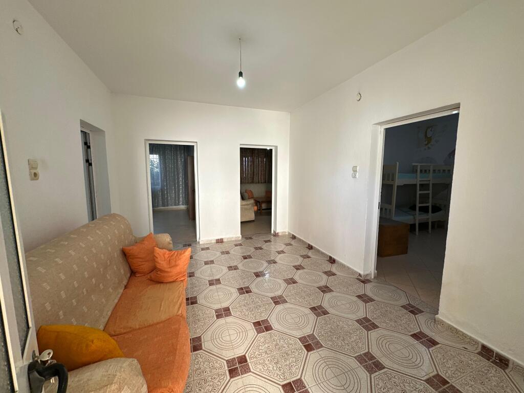 📣 AFFITTO Casa Privata 👉 Tipologia 2+1📍 Via 5 Maji, Vicino al Caffè Deta ✨