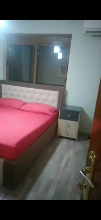 APARTAMENT ME QERA 1+1 MYSLYM SHYRI 600 EURO