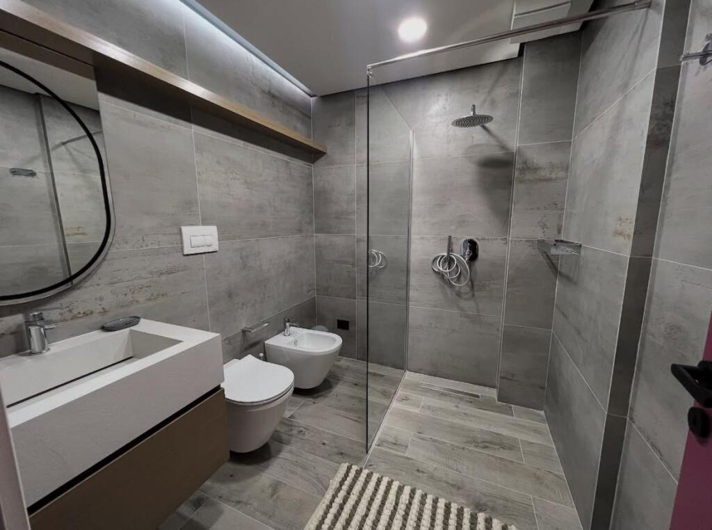 Apartament Modern 2+1 per qira prane TEG!