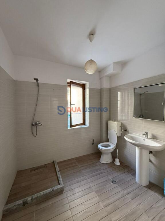 Shesim Apartament 1+1 ne Laprakë mbrapa Kupolës!