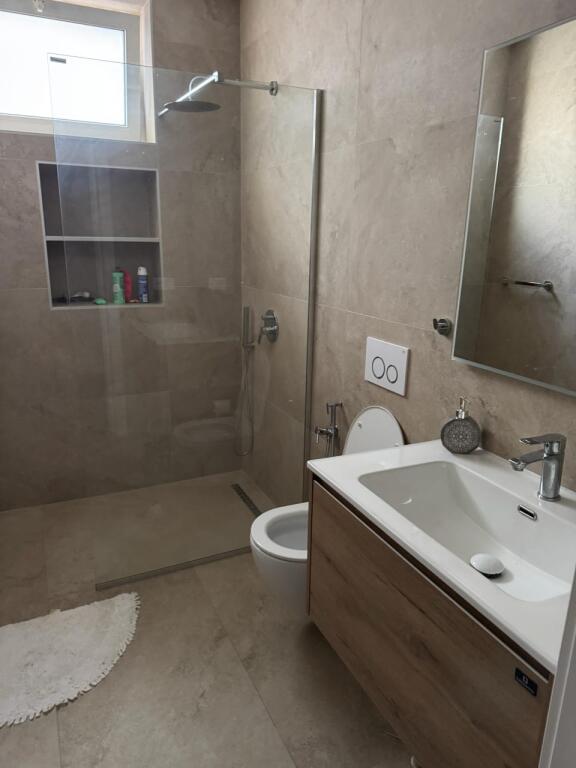 Jepet me Qira – Apartament 2+1 | qender