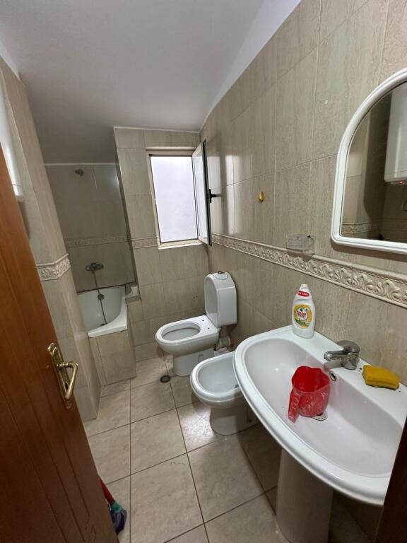 🏢For sale, at the entrance of the street of the Residence “Kodra e Diellit”2, apartment 2+1, 135,000€uro