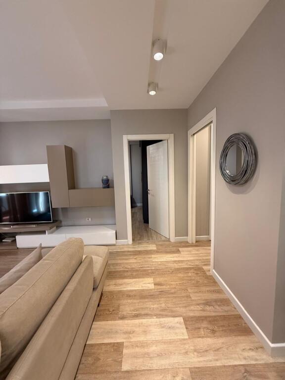 Apartment 2+1 for rent, Kavaja Street