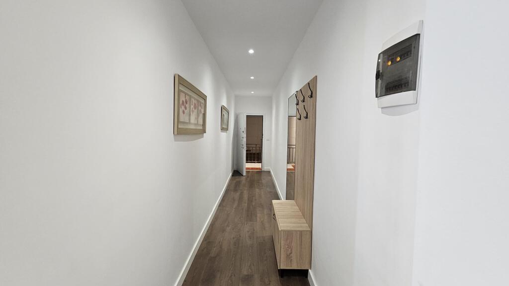 Apartament 2+1+2 per Qira, prane Prokurorise se Tiranes!