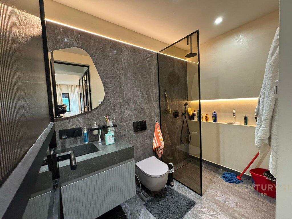 Apartament 2+1+2 luksoz & Post Parkimi te Rezidenca Kodra e Diellit! 400,000 €