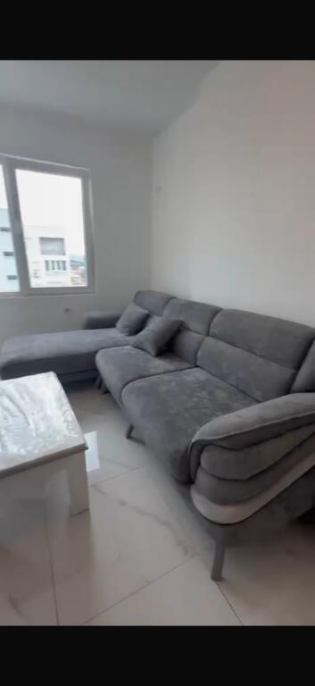 APARTAMENT ME QERA 2+1+2