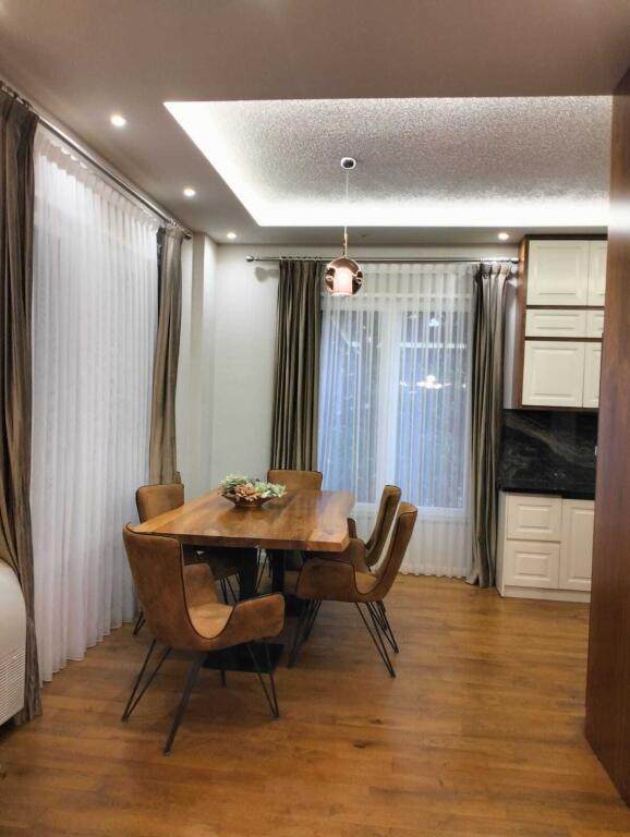 Affittasi Villa 3+1+2, A Secret Garden, Tirana (MLS # 530581008-40)
