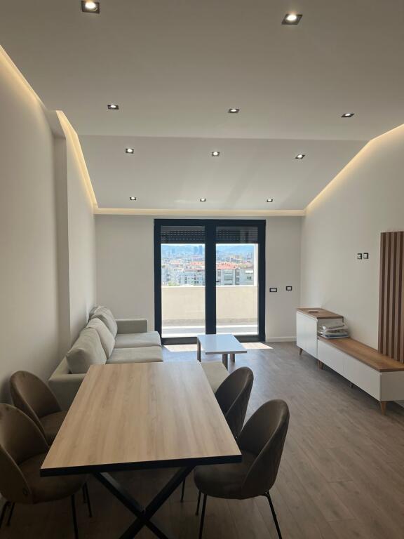 Jepet me qira apartament 2+1, Fresk 580