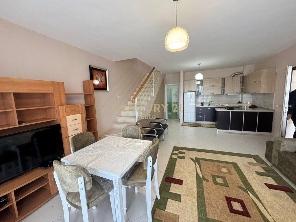 QIRA DUPLEX 2+1+2 +GARAZH TEK REZIDENCA KODRA E DIELLIT 1! 850 € /Muaj