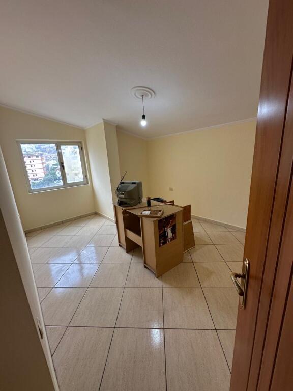 🏢For sale, at the entrance of the street of the Residence “Kodra e Diellit”2, apartment 2+1, 135,000€uro