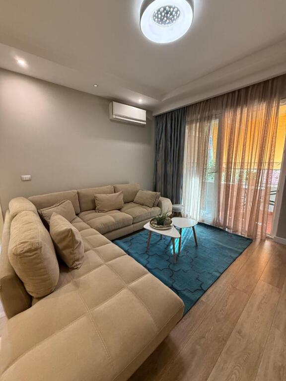 Apartment 2+1 for rent, Kavaja Street