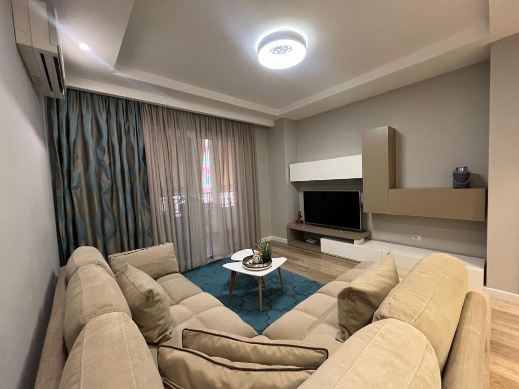 Apartament per Qira 2+1 Myslym Shyri