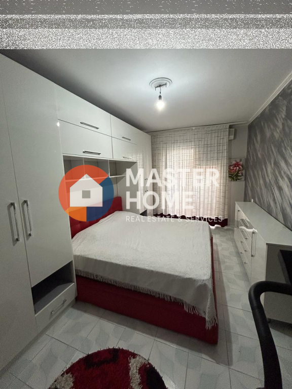 Apartament 2+1 me Qira – Pallati i Rivierës, Vlorë