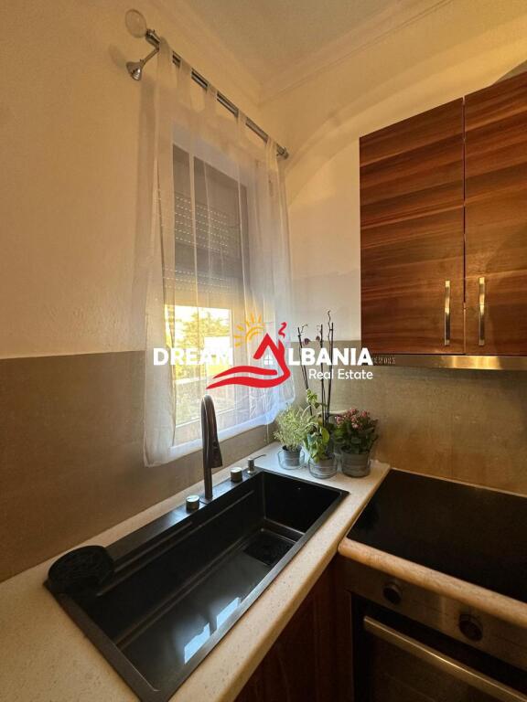 Super Apartament 1+1 ne Shitje tek Myslym Shyri, prane Shkolles Pjeter Budi ne Tirane (ID 4119446)