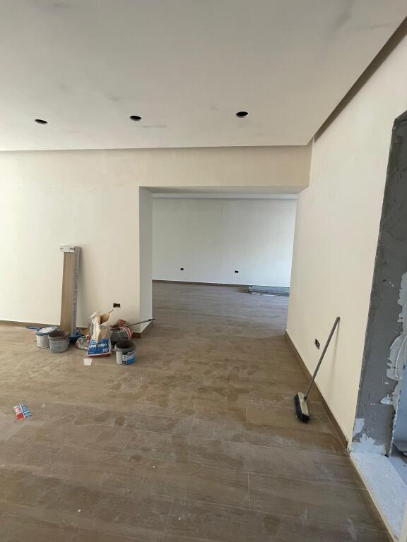 Shitet, Apartament 2+1 , Oxhaku, Tirane
