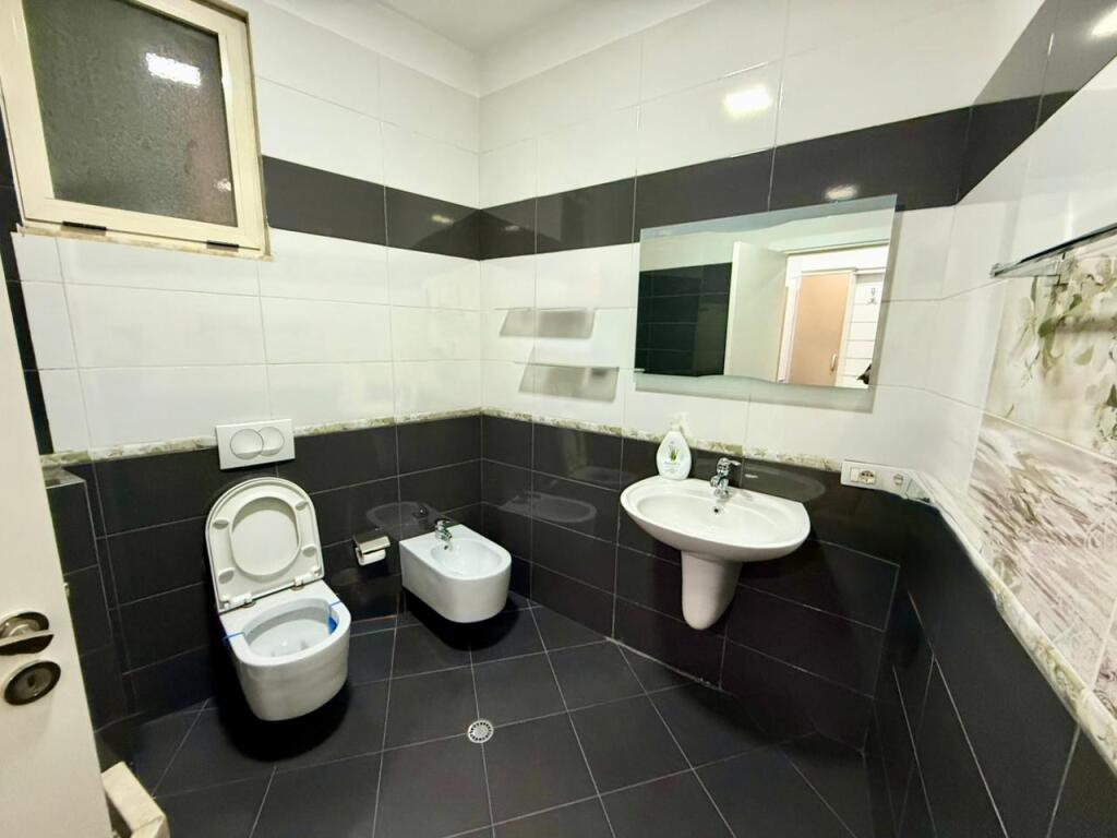 SUPER APARTAMENT 2+1 PER QERA NE ASTIR