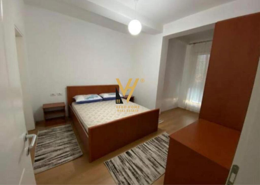 JEPET APARTAMENT 3+1+2 ME QIRA TE 5 MAJI 650 EURO