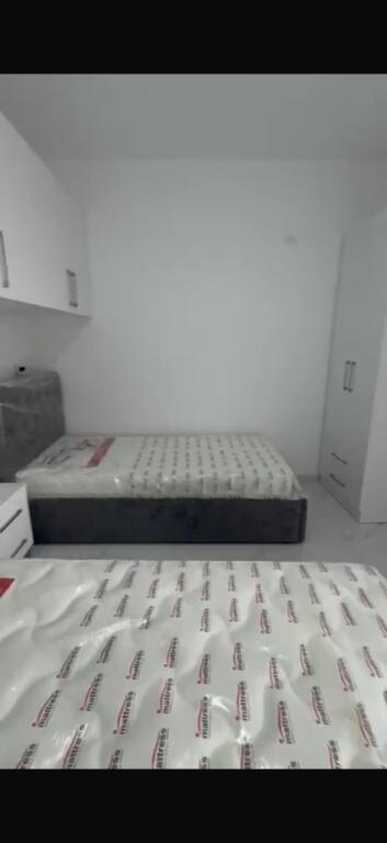 APARTAMENT ME QERA 2+1+2