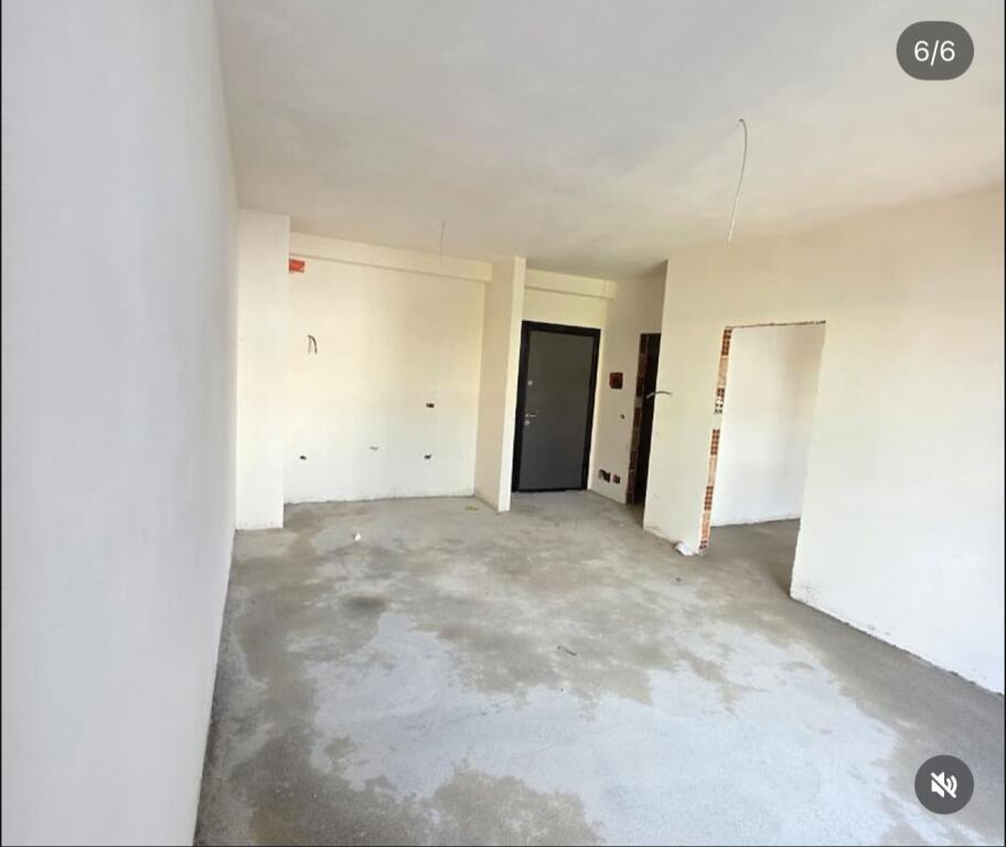 SHITET APARTMENT 1+1 - PRANE SPITALIT AMERIKAN 2, PERBALLE QSUT