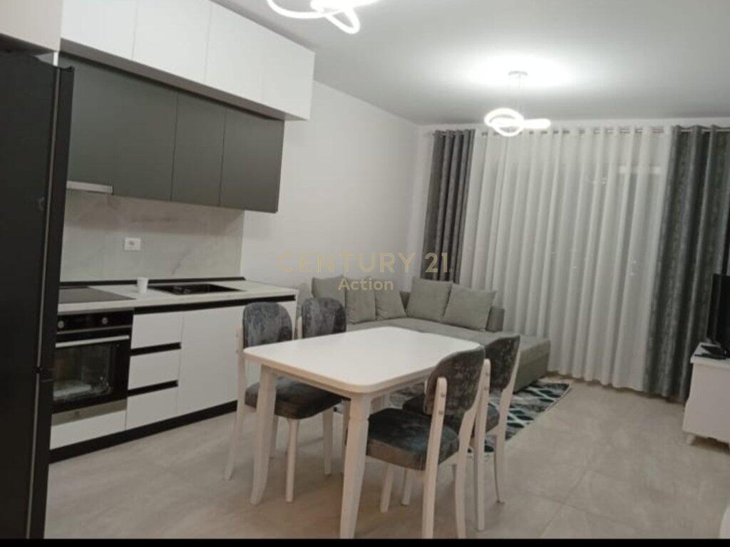 JEPET ME QIRA APARTAMENT 2+1,UNIVERS CITY -QTU!