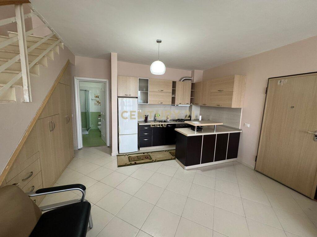 QIRA DUPLEX 2+1+2 +GARAZH TEK REZIDENCA KODRA E DIELLIT 1! 850 € /Muaj
