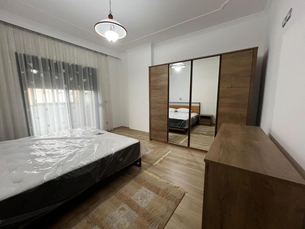 QIRA APARTAMENT 2+1+2 TE SHALLVARET