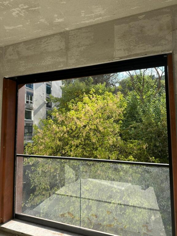SHITET APARTAMENT MODERN 2+1+2 ME PARKIM – STADIUMI AIR ALBANIA ⚜️