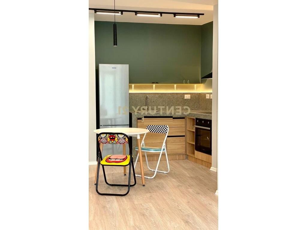 Ofrohet apartament 1+1+ Post Parkimi per qira tek Lake View,Rruga e Kosovareve