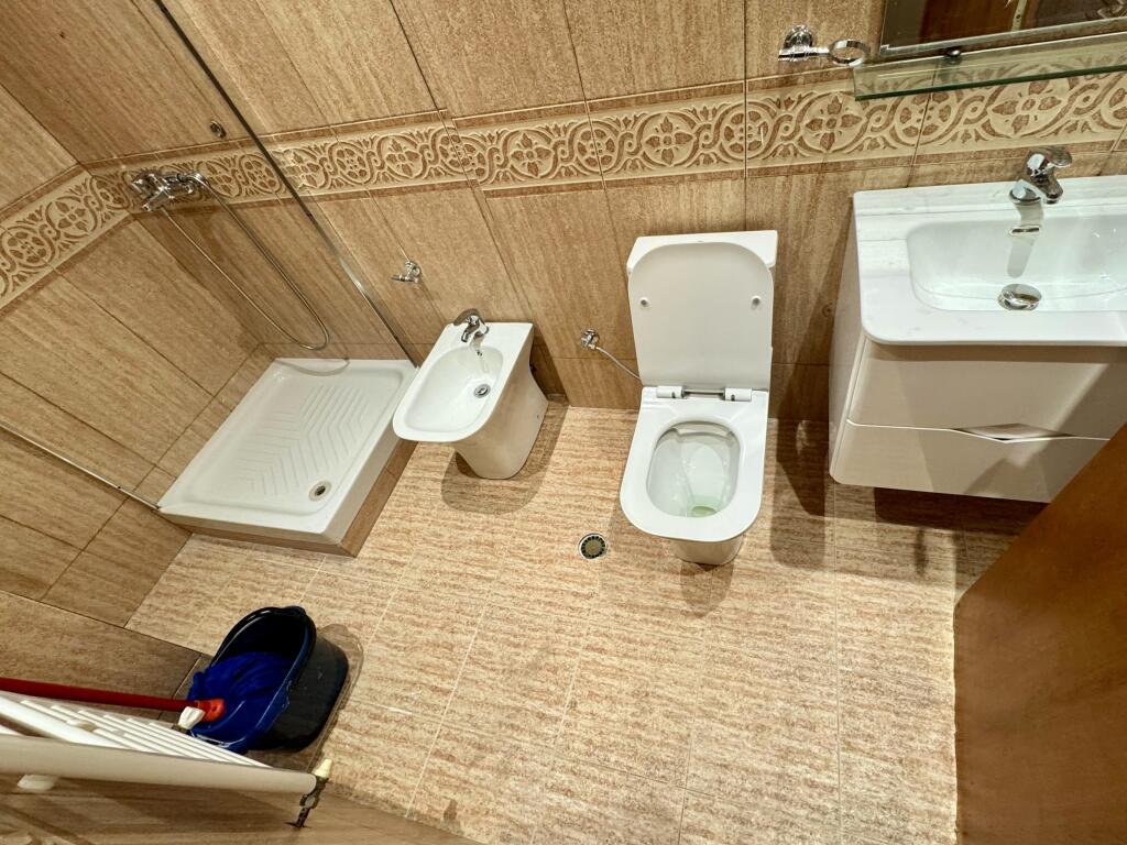 📣 AFFITTO Appartamento 2+1+2Bagni 📍 Stazione Ferroviaria, Vicino all'Ufficio Postale 💶 Prezzo 700 Euro ✨