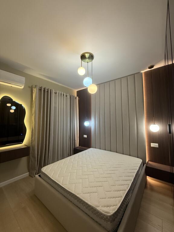 JEPET ME QIRA 1+1 APARTAMENT LUKSOZ – RRUGA E BOGDANËVE, TIRANË
