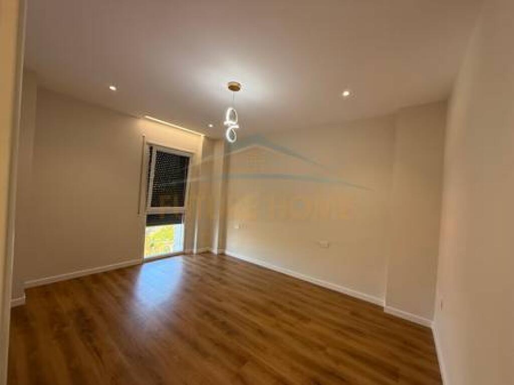 For sale, Apartment 2+1+2+Parking Space, Bermon Residence, New Boulevard, Tirana