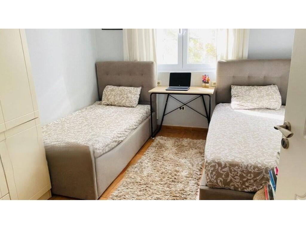 APARTAMENT 2+1 TE 21 DHJETORI PER SHITJE 155,000 €