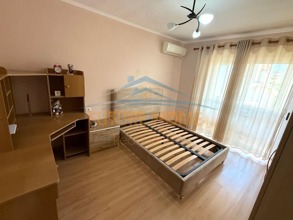 Qera, Apartament 1+1, në Rrugën Irfan Tomini, Tiranë.