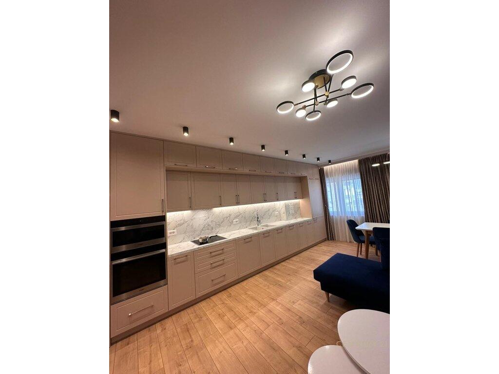 Apartament 3+1+Post Parkimi ne rrugen Jordan Misja!