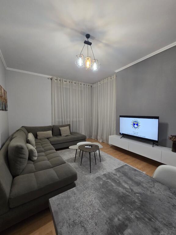 For rent 2+1 AT 21 DHJETORI BAR OSLO 900€