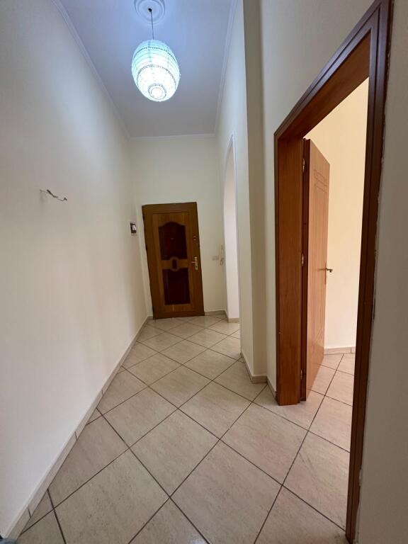 🏢For sale, at the entrance of the street of the Residence “Kodra e Diellit”2, apartment 2+1, 135,000€uro