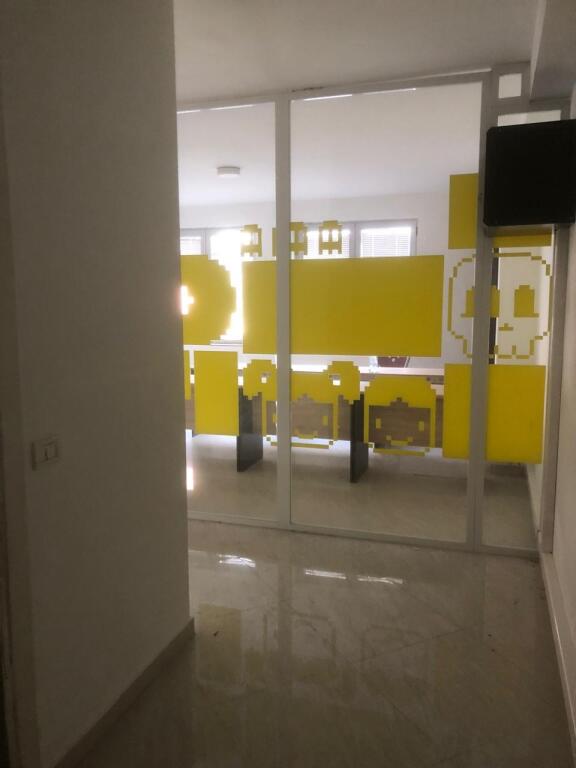 🏢 Jepet me Qira Apartament në Qendër – Turdiu Center