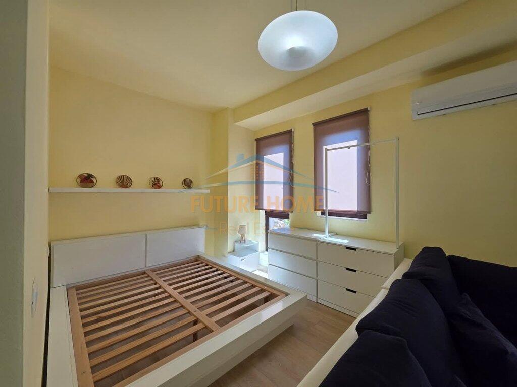 Qera,Garzoniere tek Myslym Shyri!, Kompleksi Gardenia!