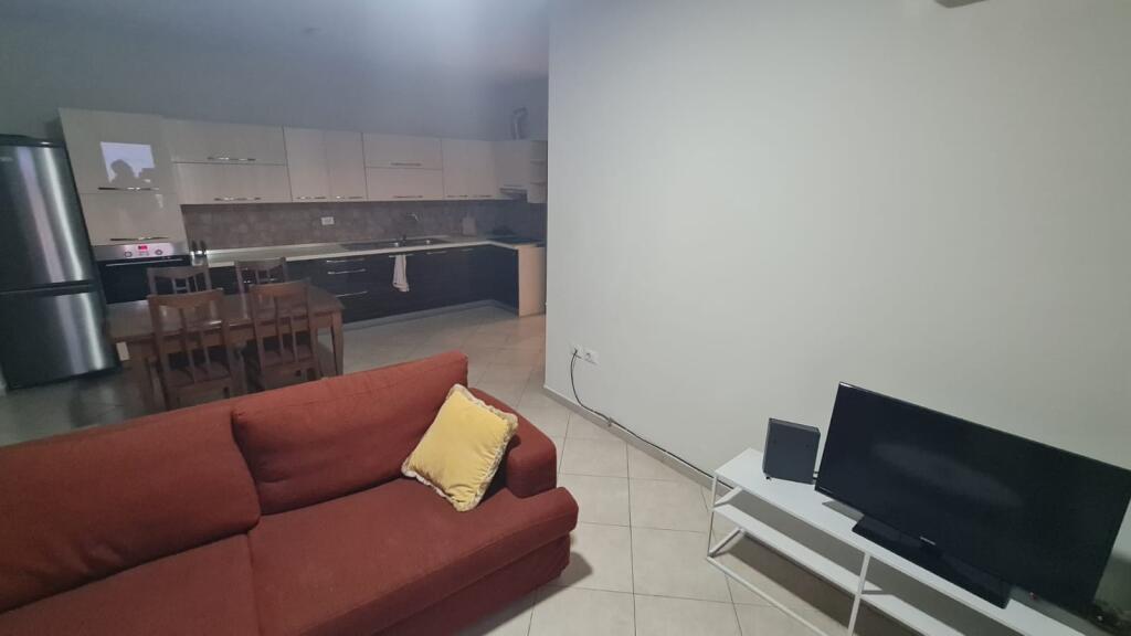 Jepet apartament 2+1 me qira tek Zogu i Zi!