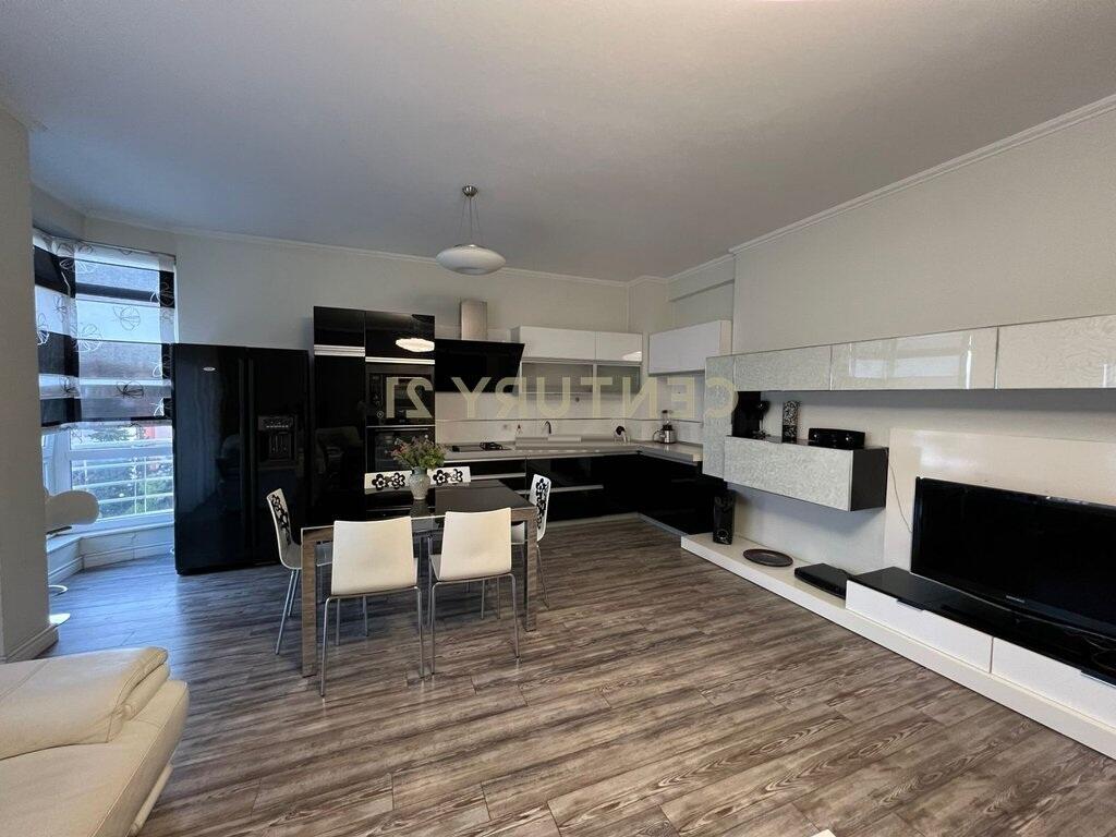 APARTMENT 2+1+2 in dry lake